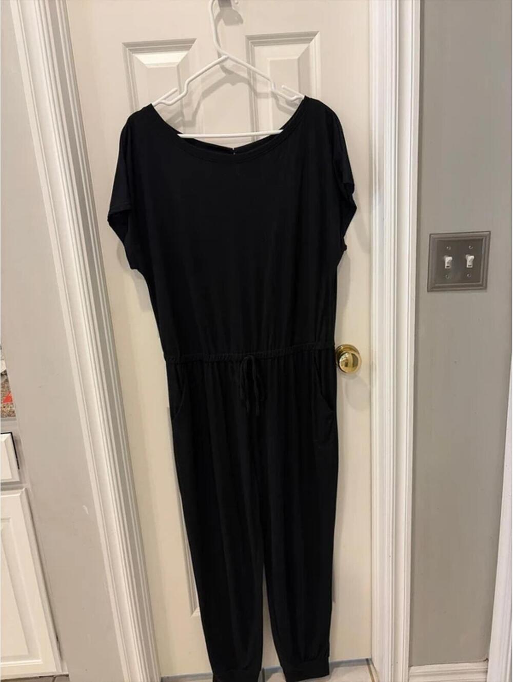 Pretty Garden Black Jumpsuit size xl